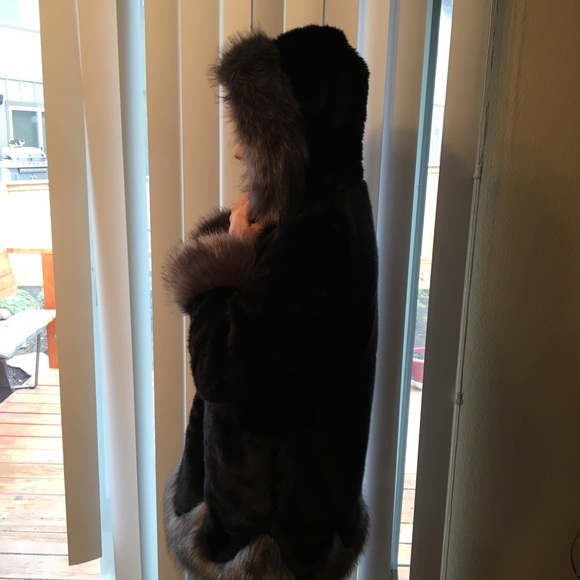 💕❤️💕Faux fur coat ❤️💕❤️ - Picture 8 of 8